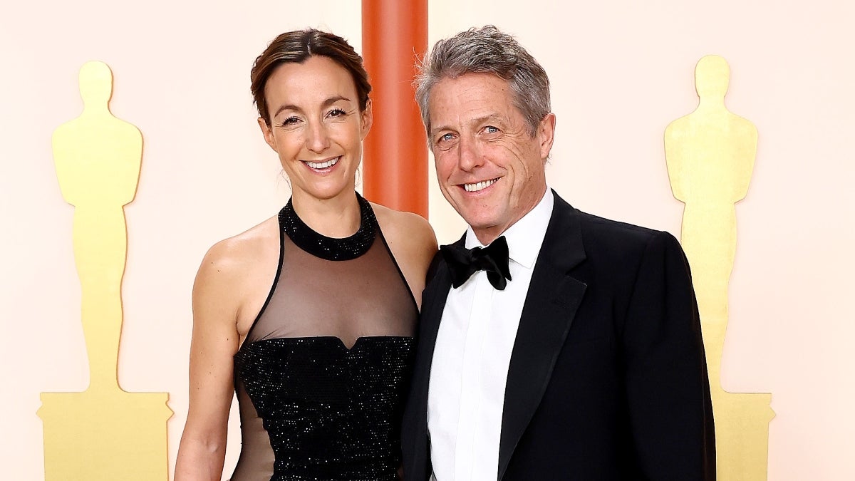 Hugh Grant Criticized for Oscars Red Carpet Interview