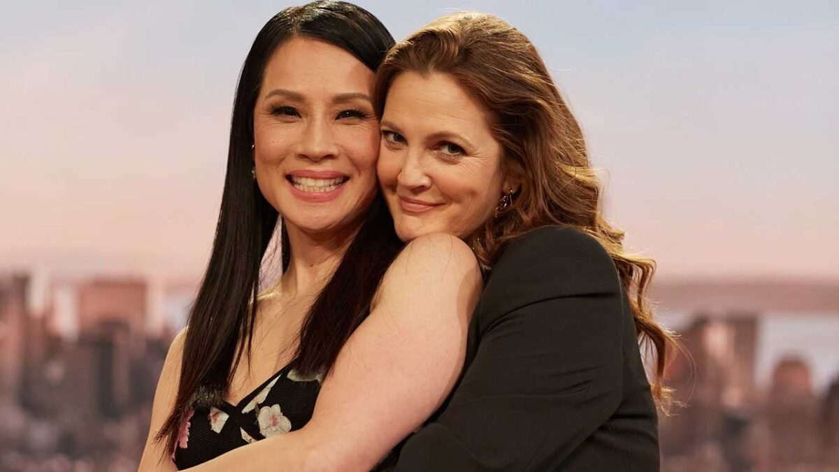 Lucy Liu Took Nude Portraits of Drew Barrymore While Filming 'Charlie's Angels'