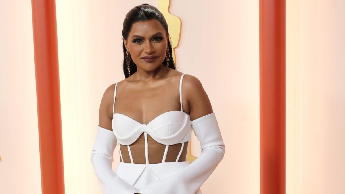 Mindy Kaling Arrives in Daring White Dress to 2023 Oscars: PICS