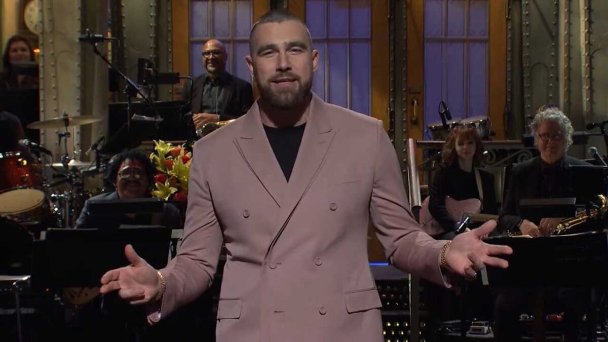 ‘SNL’: Host Travis Kelce Jokes That Beating His Brother in the Super Bowl Was ‘Pretty Awkward’