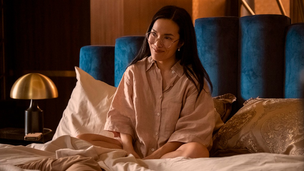 Steven Yeun & Ali Wong in Netflix’s Riveting Dramedy – The Hollywood Reporter