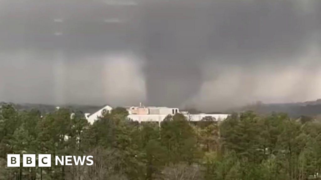 Tornado caught on camera moving across Little Rock,
Arkansas