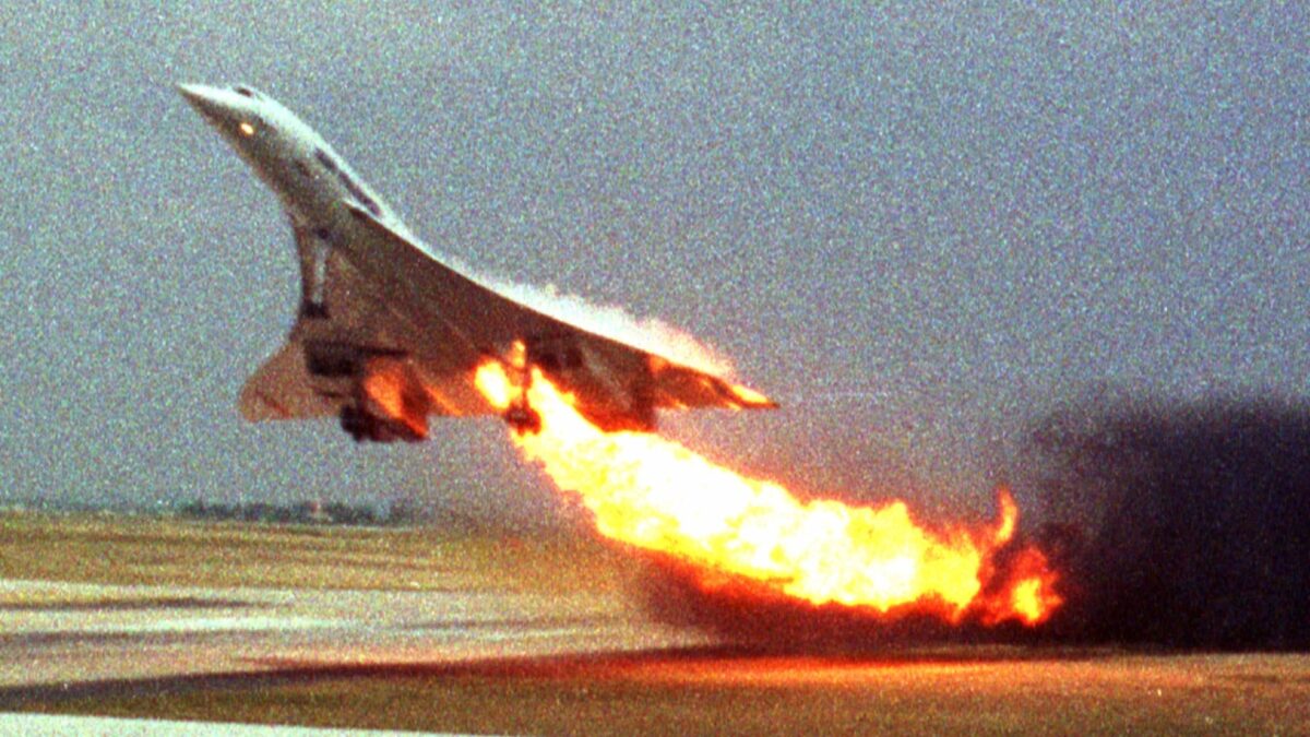 Chilling final words of Concorde pilot after plane caught fire and crashed just 77 seconds into flight killing 113