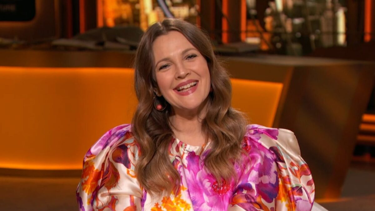 Drew Barrymore Didn’t Shave Her Armpits for 3 Months, And I Totally Get It