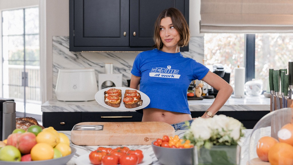 Hailey Bieber Launches YouTube Cooking Show – The Hollywood Reporter