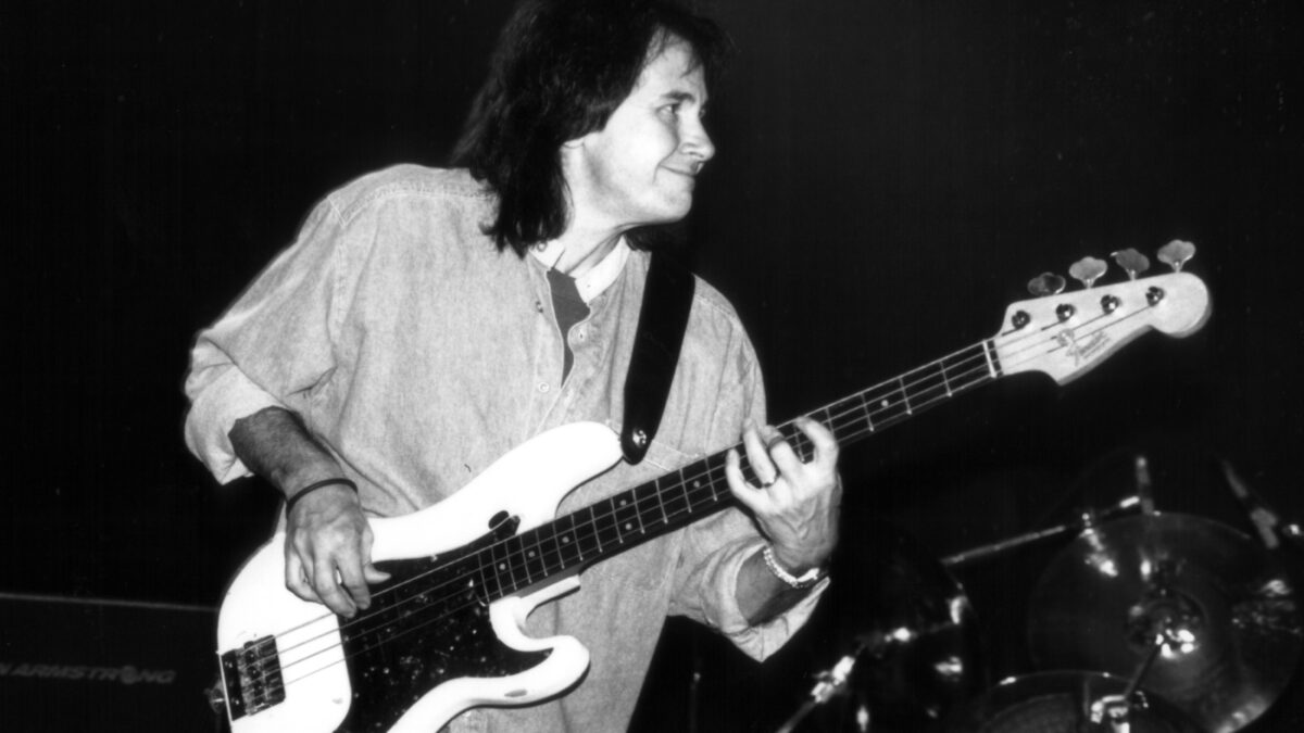 John Regan, Bassist for Peter Frampton, Ace Frehley, Dead at 71 – Rolling Stone