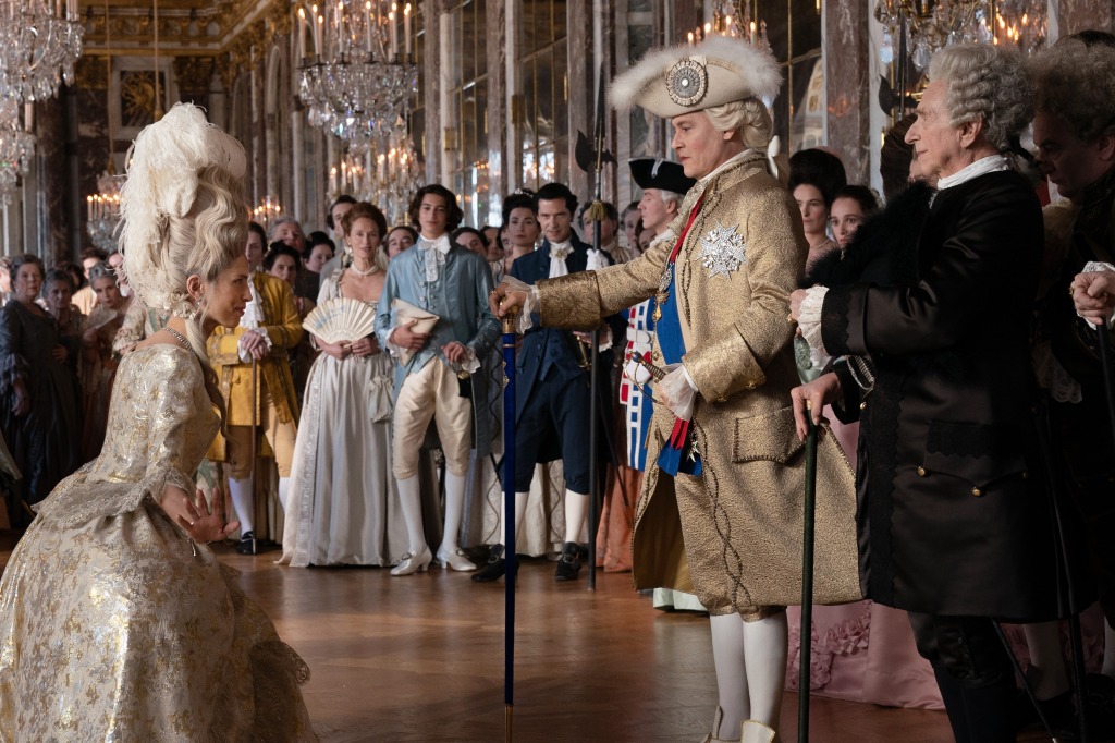 Johnny Depp Speaks French As Louis XV In Cannes Film – Deadline
