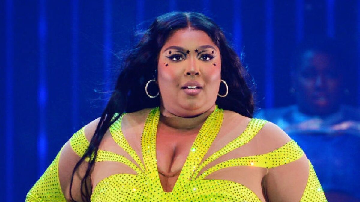 Lizzo Claps Back at Tennessee Drag Ban By Bringing Drag Queens Onstage at Knoxville Show