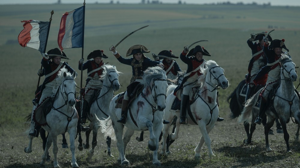 Ridley Scott, Joaquin Phoenix's 'Napoleon' Premieres Battle Footage