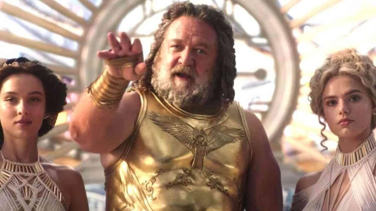 Russell Crowe Talks About His Controversial Zeus Accent In Thor Love And Thunder