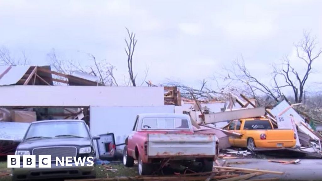 Several dead after tornado tears through Missouri