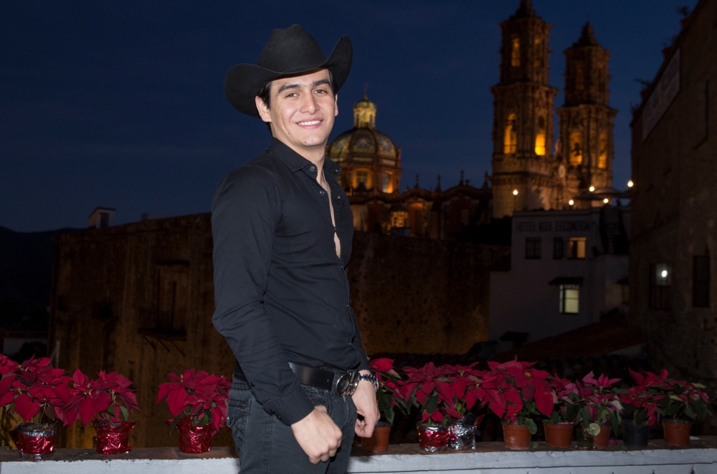 Son of Mexican star Joan Sebastian Dies at 28 – Billboard