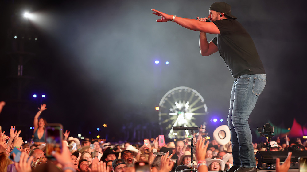 Stagecoach Day 1: Luke Bryan Parties; Bud Light Controversy Looms