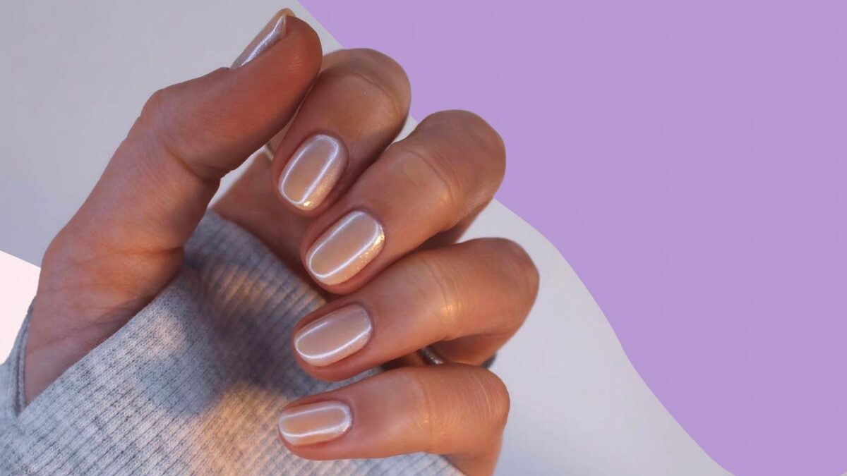 The Vanilla Chrome Nail Trend Is Giving Us Fresh, Spring Vibes