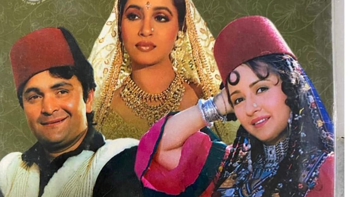 This Star Who Made Her Debut In Rishi Kapoor’s Henna Left Bollywood Quite Early