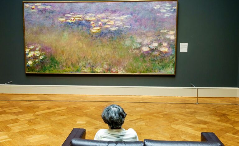 What Monet’s Water Lilies Taught Me About Beauty and Pain