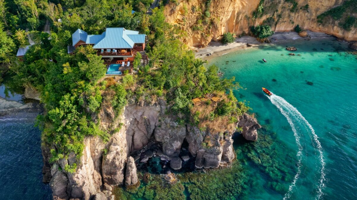 27 Best Romantic Weekend Getaways for a Couples Vacation 2023