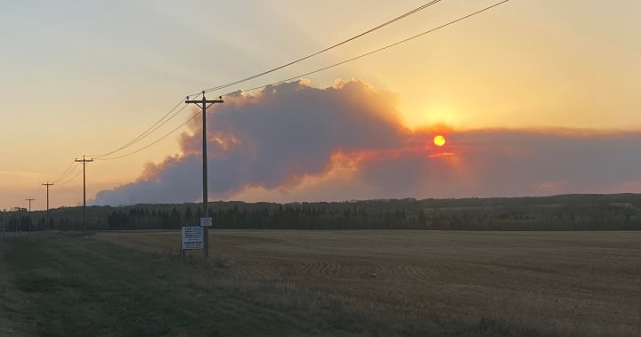 Athabasca County evacuation order issued due to wildfire northeast of town – Edmonton