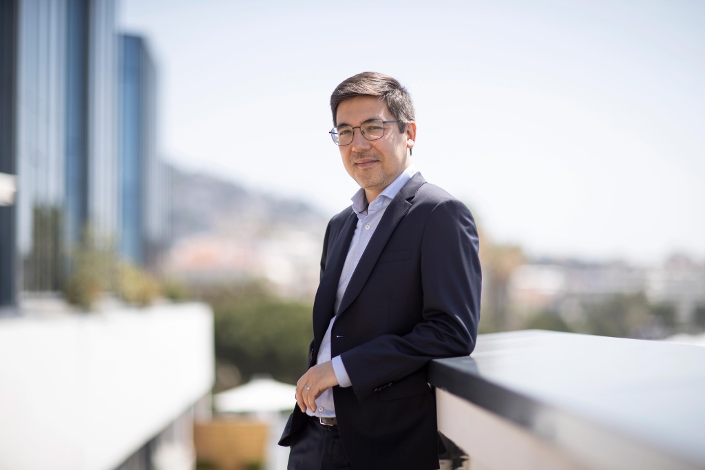 Cannes Market Boss Guillaume Esmiol talks first edition at helm alone – Deadline