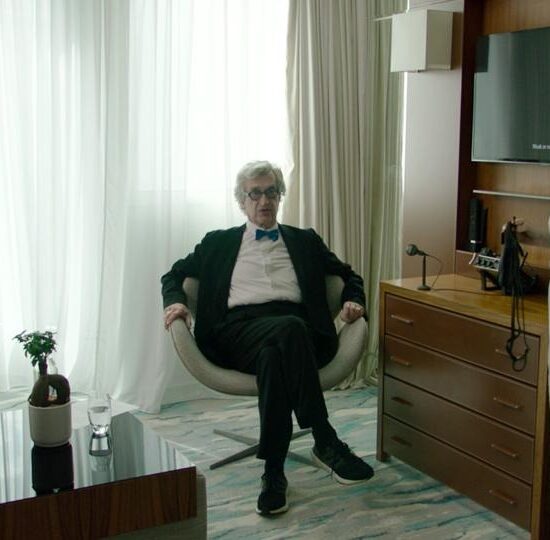 Wim Wenders & Lubna Playoust - Room 999