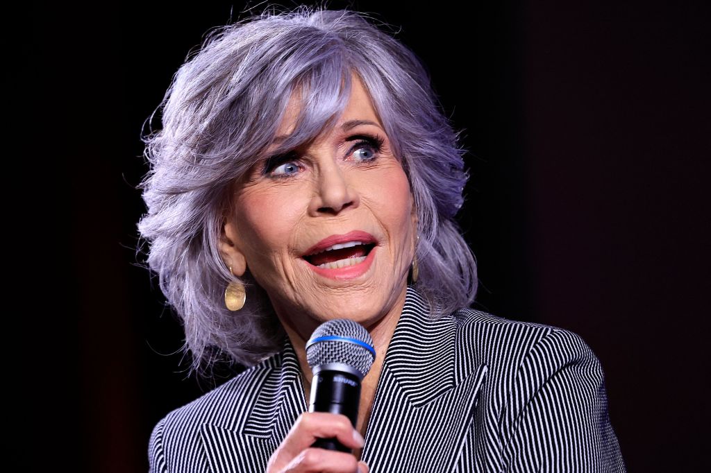 Jane Fonda Shades Robert Redford, Disses Jean-Luc Godard At Cannes. – Deadline