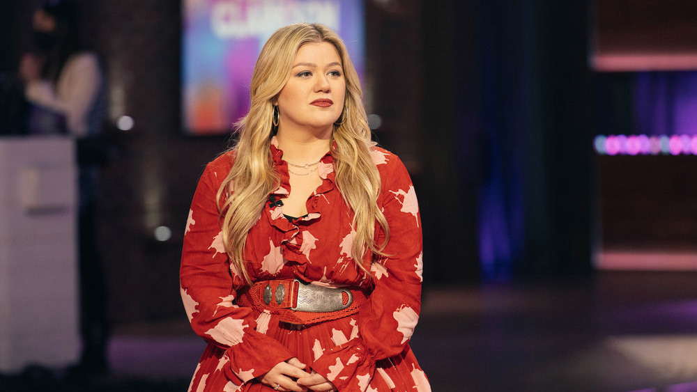 Kelly Clarkson Addresses Allegations of Toxic Environment at Talk Show