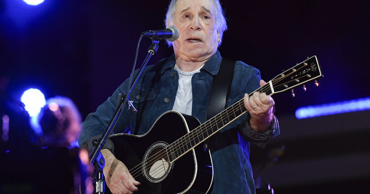 Paul Simon reveals he lost the hearing in his left ear