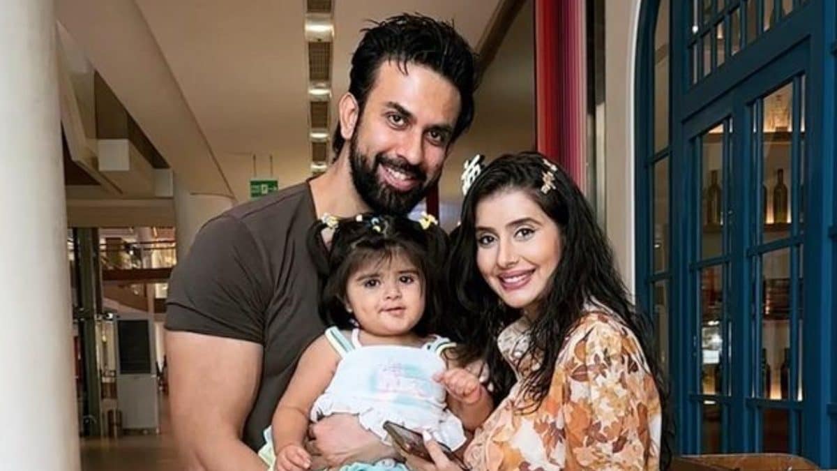 Rajeev Sen Visits Charu Asopa's New House, Spends Time With Daughter Zaina; Watch Video