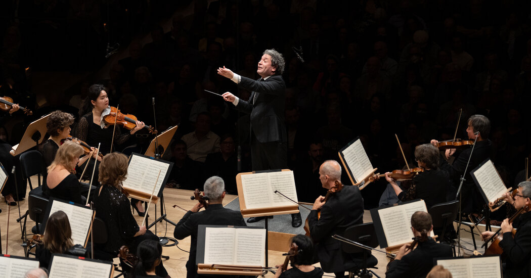 Review: Gustavo Dudamel Leads His New York Philharmonic
