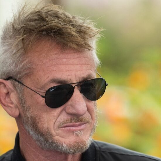 Sean Penn Joins Ukrainian War Film War Through the Eyes of Animals – The Hollywood Reporter