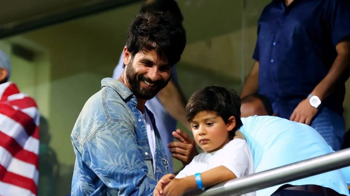 Shahid Kapoor's Rare Photo With Son Zain Watching IPL Match Goes Viral, Fan Says 'King With Prince'