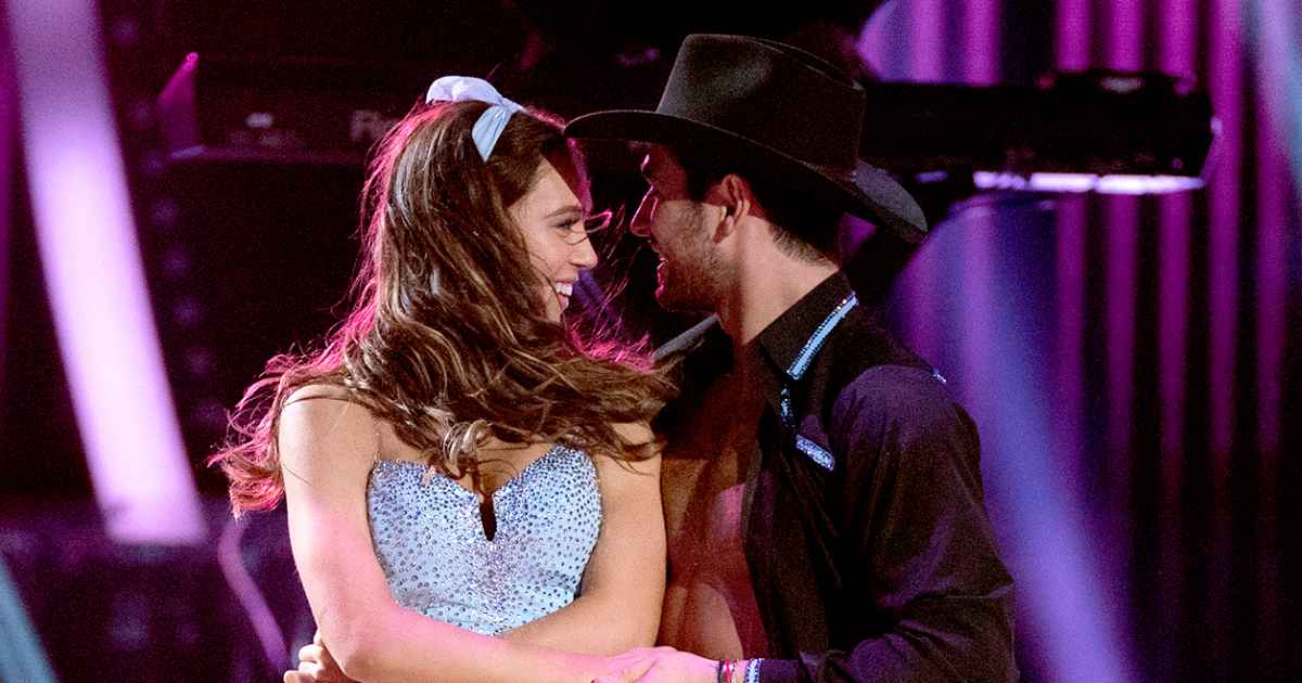 Dancing With the Stars’ Hottest Hookups!