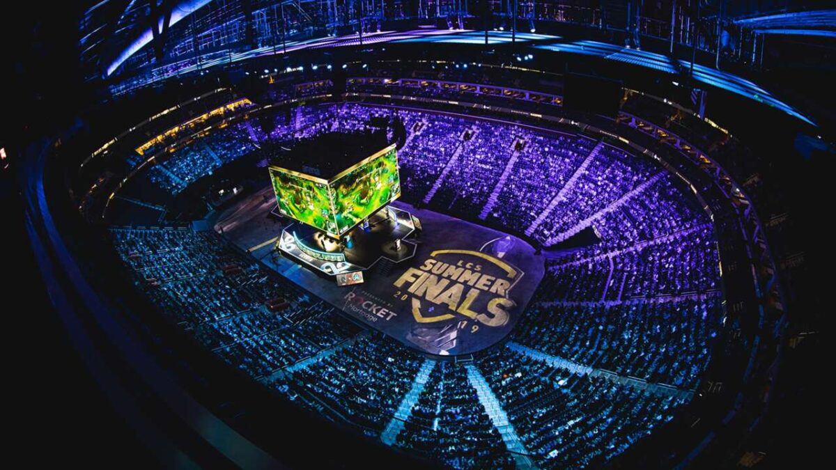 Striking League Of Legends Players Reach Agreement With Riot To Resume Season
