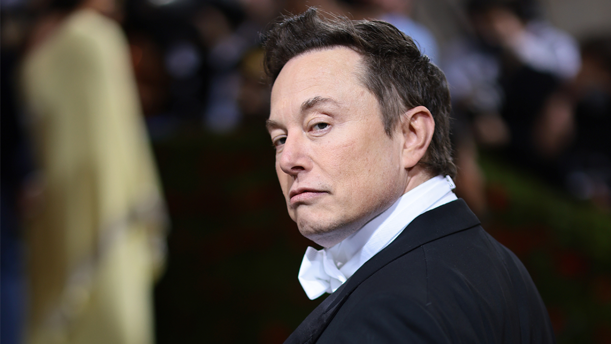 Elon Musk Announces Daily Twitter Limitations as Thousands Report Problems Seeing Tweets