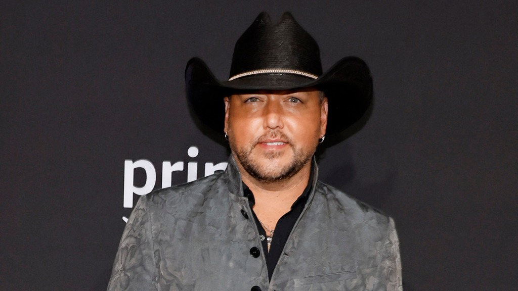 Jason Aldean “Try That In A Small Town” Music Video Pulled by CMT – The Hollywood Reporter