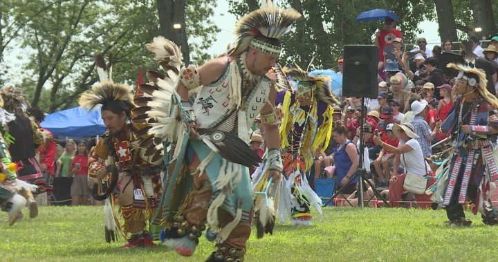 Kahnawake Pow Wow celebrates Indigenous culture in sweltering heat