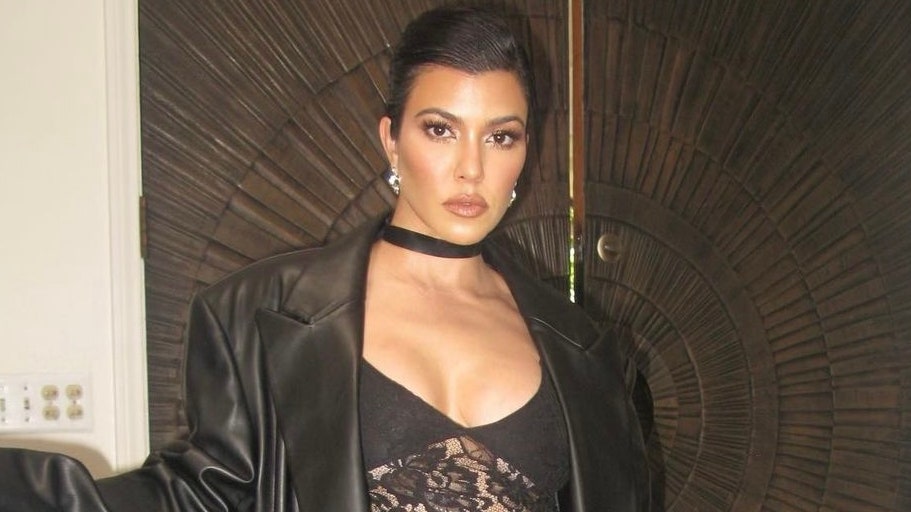 Kourtney Kardashian Doesn’t Want You to Miss a Moment of Baby Bump Style Inspo