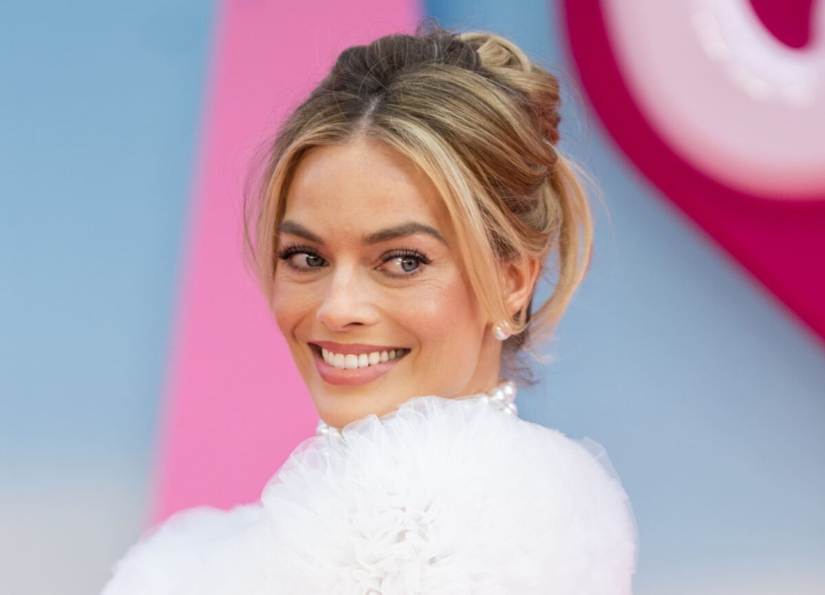 Margot Robbie compared Barbie to Jurassic Park to get the movie made