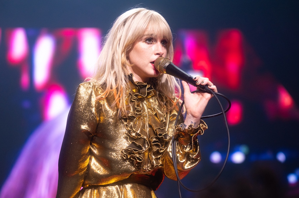 Paramore Postpones San Francisco Concert ‘Due to Sickness’ – Billboard