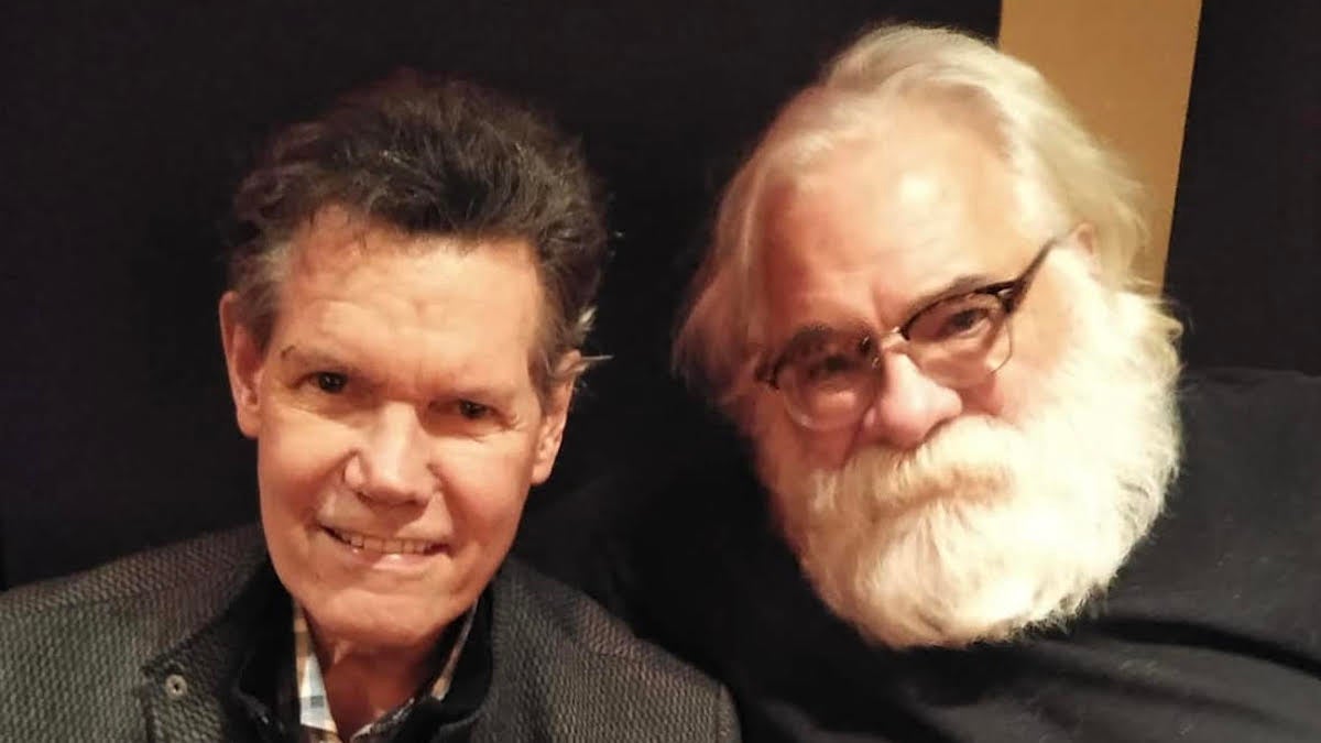 Randy Travis Pays Tribute to Murdered Former Stagehand
