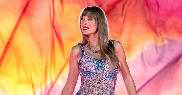 Taylor Swift Hints About Moving on From Relationships at ‘Eras Tour’