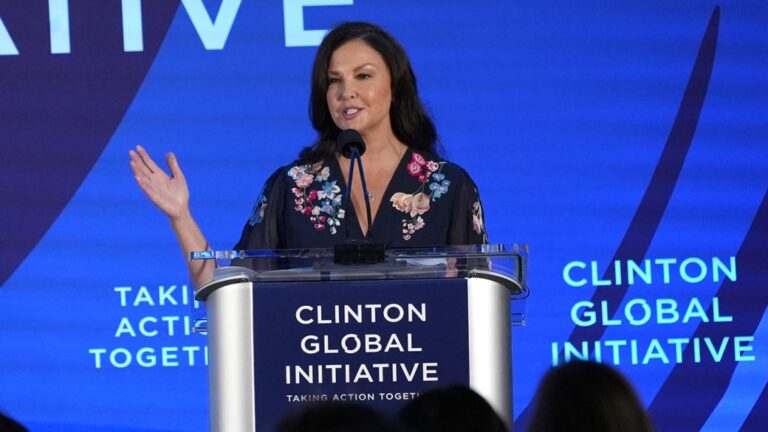 Ashley Judd Says She Lost a “Big Job” For Speaking Out Against Trump, Male Sexual Violence – The Hollywood Reporter