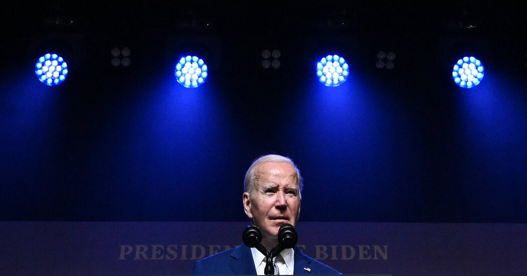 Biden Asks Supreme Court to Lift Limits on Contacts With Social Media Sites