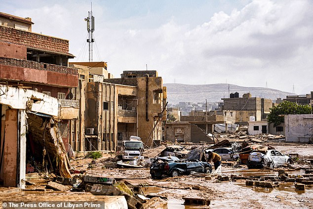 ‘Catastrophic’ Libya floods leave 10,000 people still missing as ‘huge’ final death toll in the thousands is expected after entire neighbourhoods and dams were obliterated