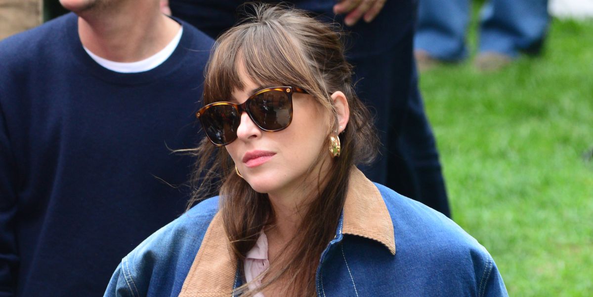Dakota Johnson’s Casual Telluride Festival Style Is Good Fall Outfit Inspiration