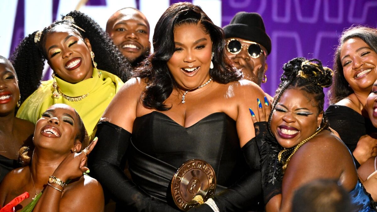 Lizzo Accepts Humanitarian Award Hours After Being Hit With New ‘Toxic’ Workplace Lawsuit