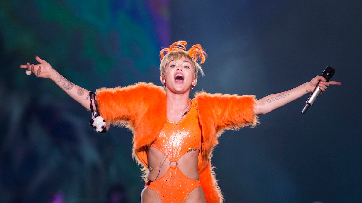 Miley Cyrus Says She Funded ‘Bangerz’ Tour Herself, ‘Didn’t Make a Dime’