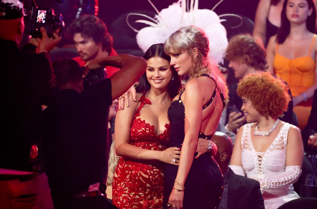 Selena Gomez Hypes ‘Real Bad’ Best Friend Taylor Swift – Billboard