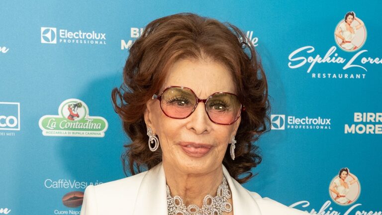 Sophia Loren Undergoes Surgery After Suffering Fall at Home