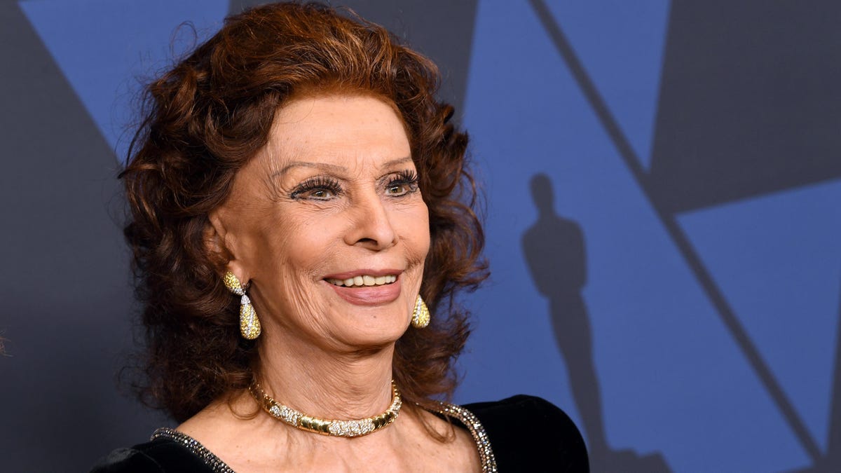 Sophia Loren is recovering from emergency surgery after a fall